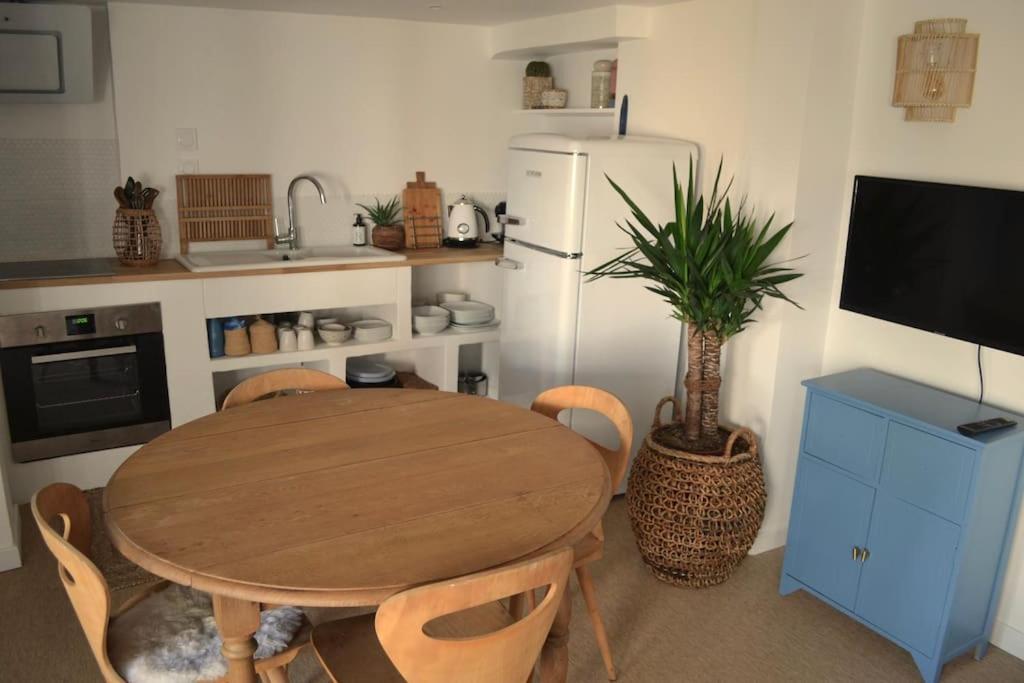 Appartement Avec Jardin A 200m De La Digue